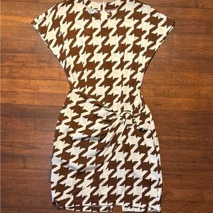 VTG 80s Brown & White Houndstooth Patterned Mini Dress